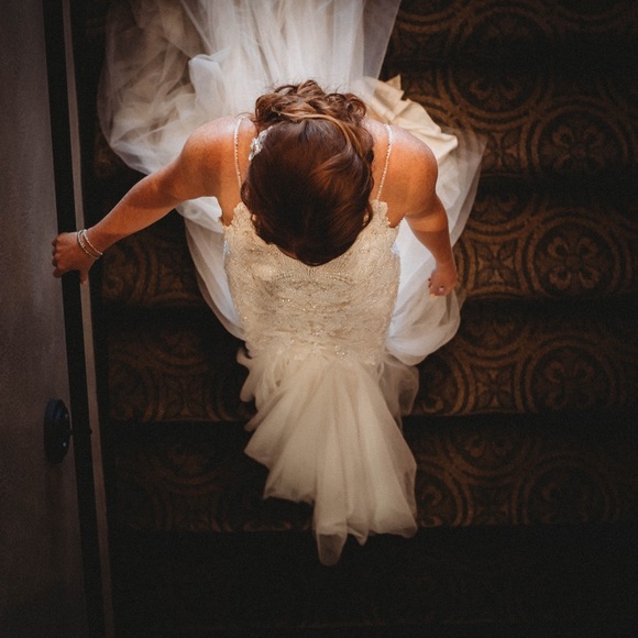 Meet your Posher, Emily - Picture 1 of 3